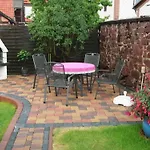 アパート Gaestehaus Troebs By Interhome